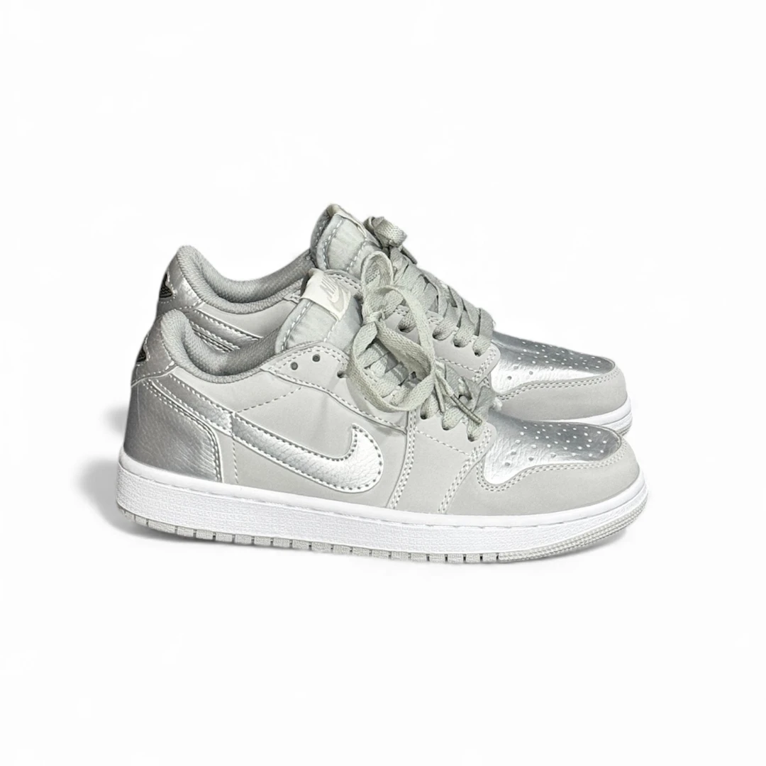 Nike Air Jordan 1 Low Gris