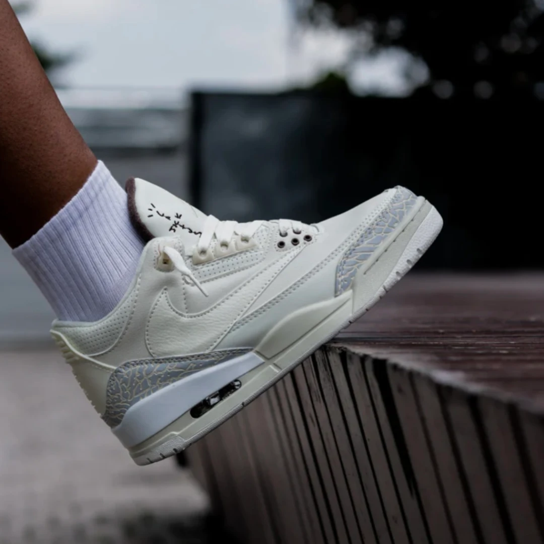 Nike Jordan Retro 3 Travis Beige - Image 3